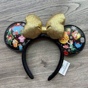 Disney Parks Christmas Minnie Ears with lights